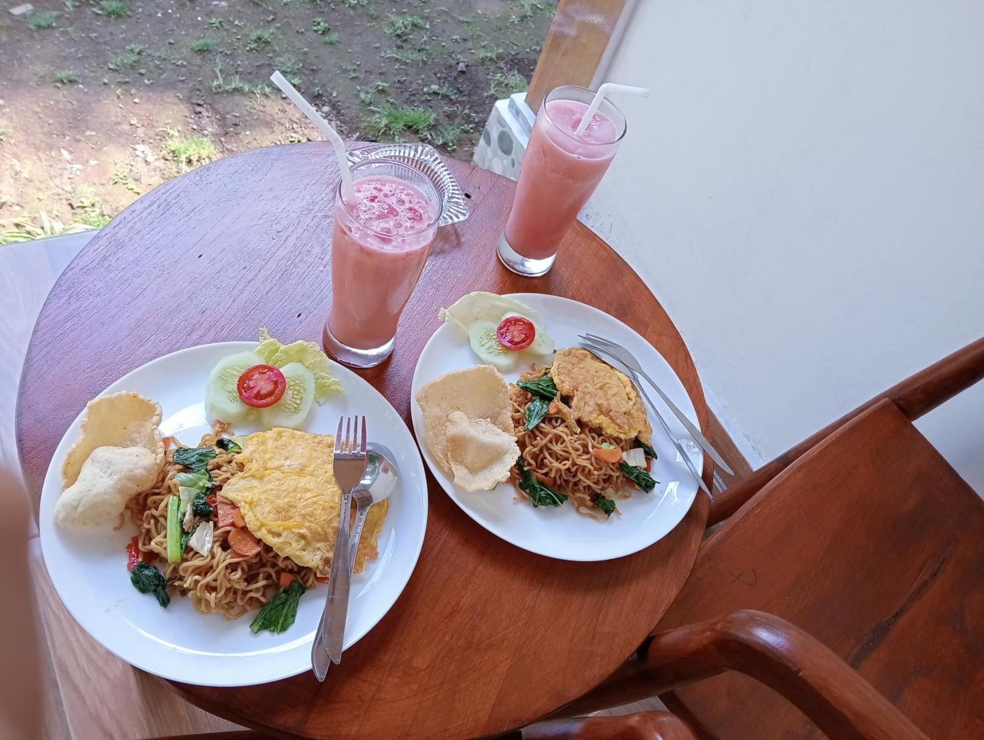 Jepun Homestay Lemukih Singaraja Buitenkant foto