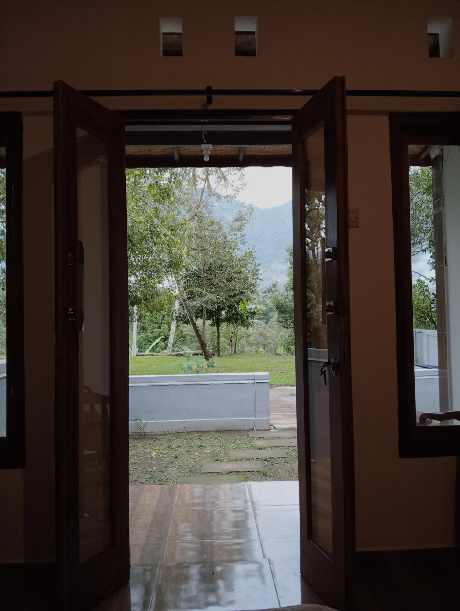 Jepun Homestay Lemukih Singaraja Buitenkant foto