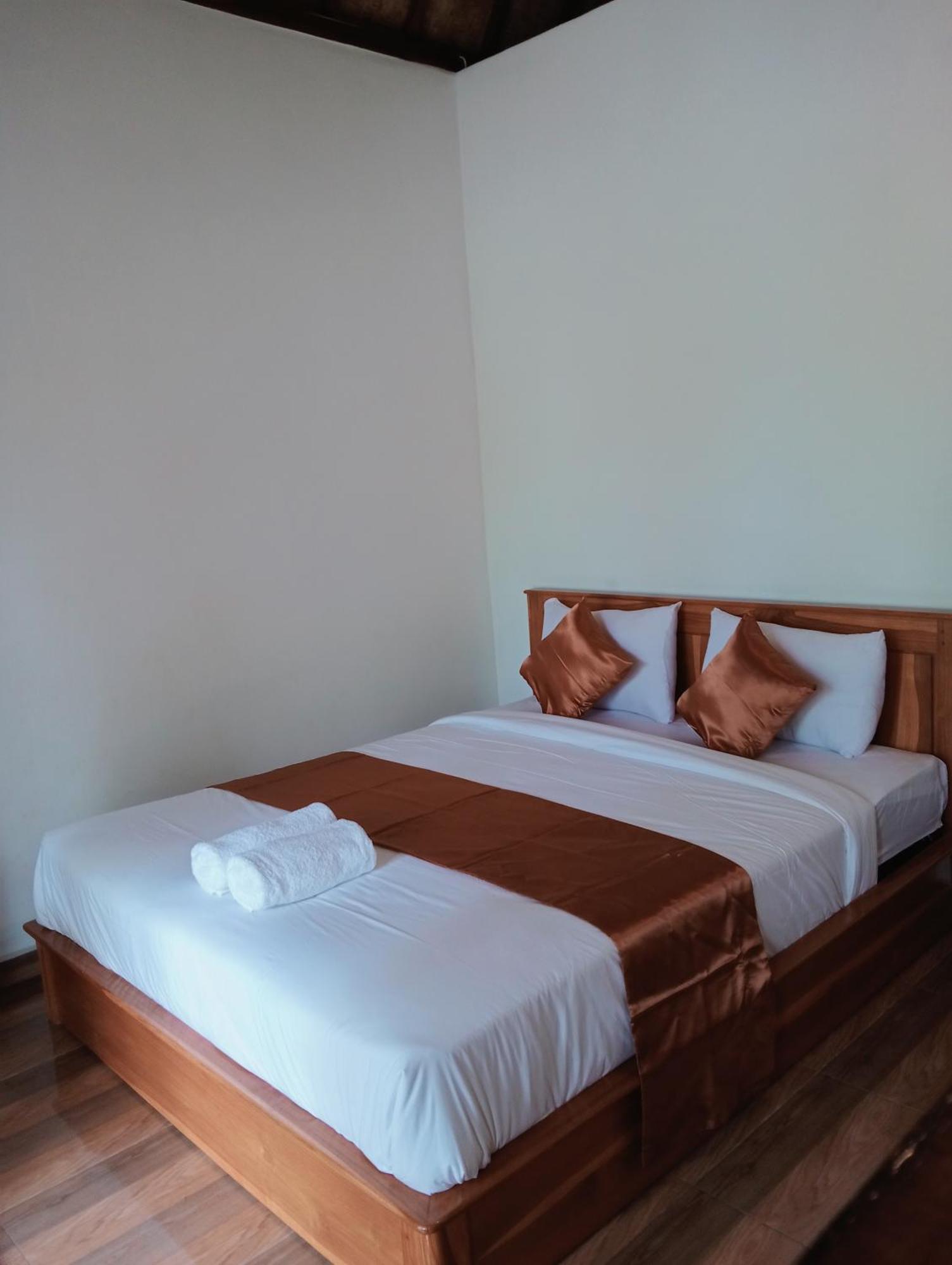 Jepun Homestay Lemukih Singaraja Buitenkant foto