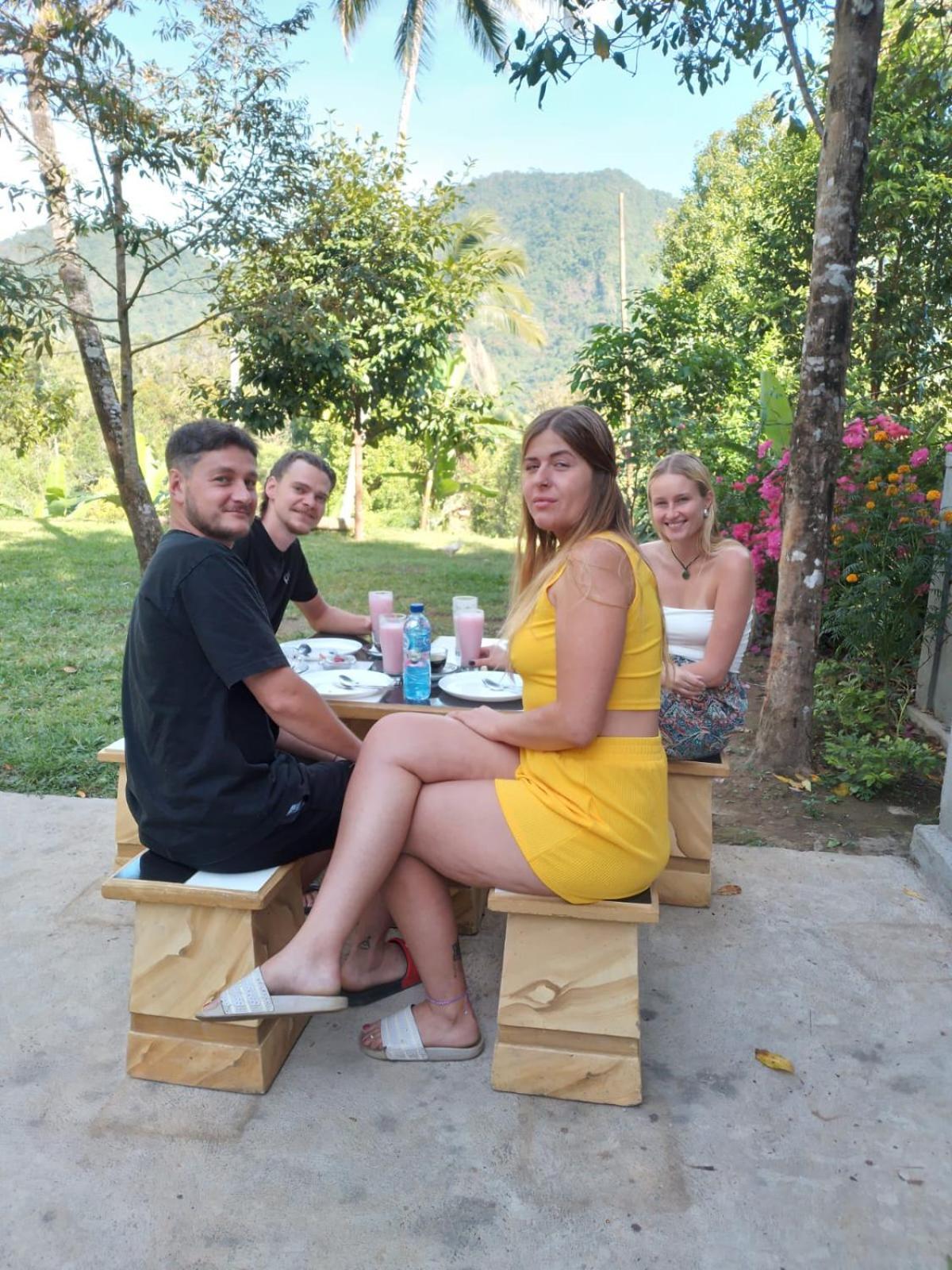 Jepun Homestay Lemukih Singaraja Buitenkant foto